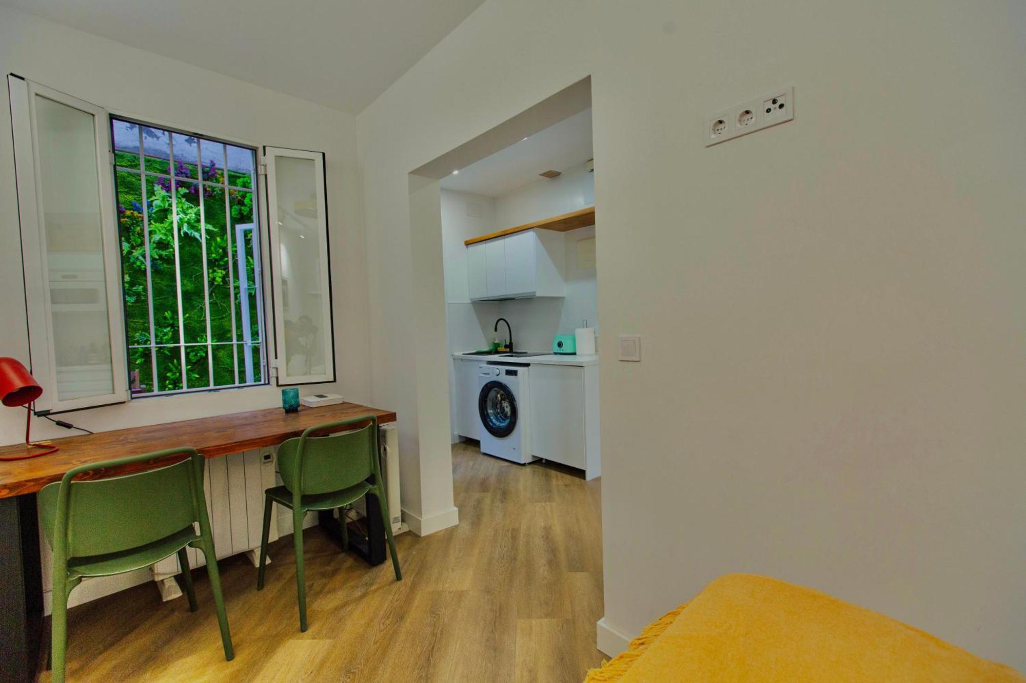Rentadore Lavapies Studio Apartment Madrid Ngoại thất bức ảnh