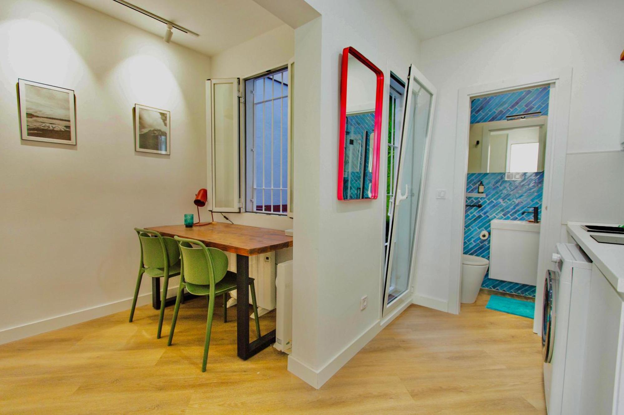 Rentadore Lavapies Studio Apartment Madrid Ngoại thất bức ảnh