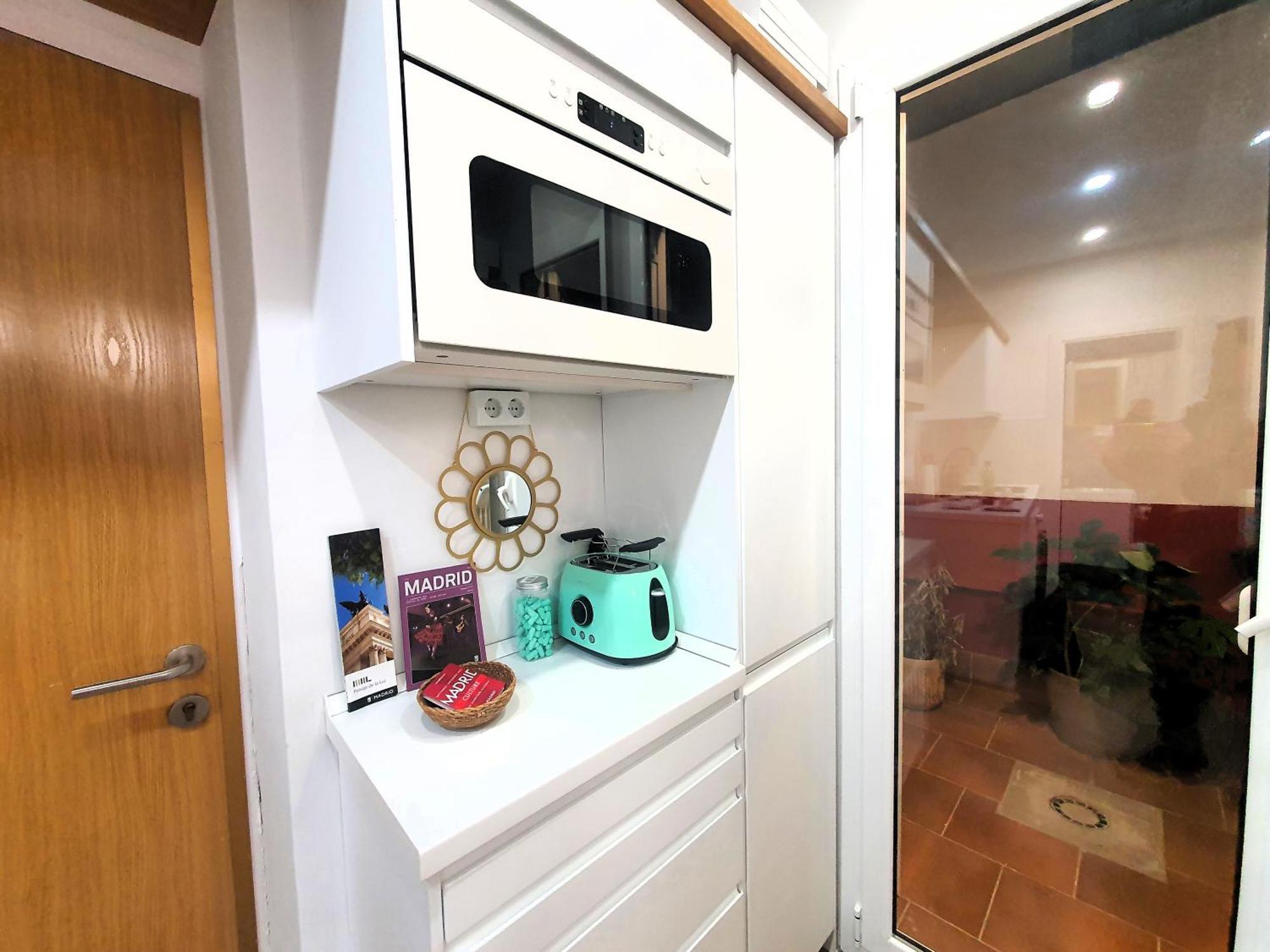 Rentadore Lavapies Studio Apartment Madrid Ngoại thất bức ảnh